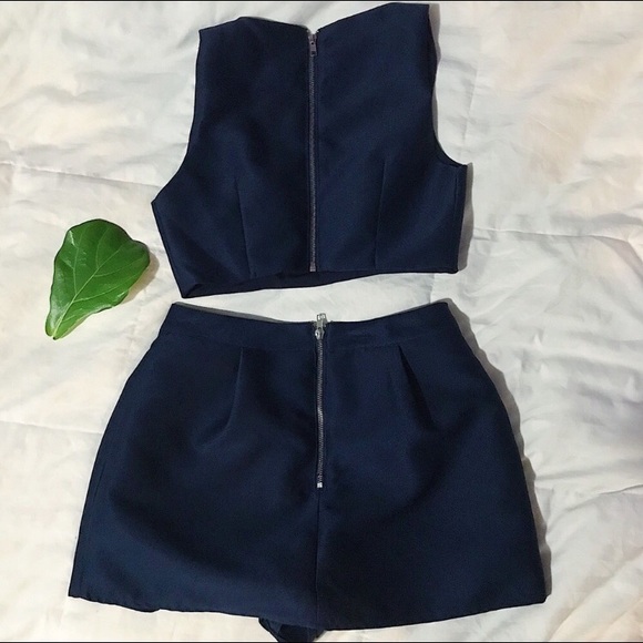 TOBI 2 piece set! - Picture 4 of 5